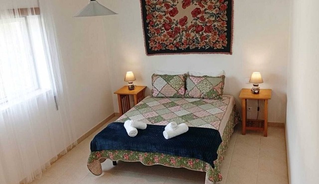 Junqueira Eden Private 2-Bedroom House with Balcony, BBQ & Shared Pool