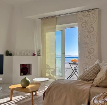 LightHouse - Rest, Love and Dream in Nazaré