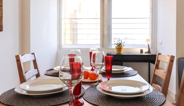 Lisbon Flower 360º - Your Lovely Flat with Pool and Parking