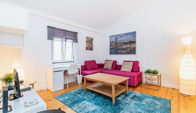 LIsbon SaoBento One Bedroom duplex