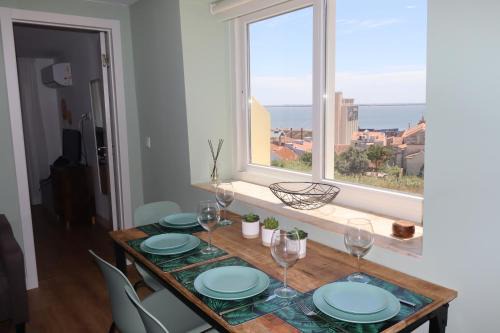 Lisbon, T2 renewed duplex with river view, Beato, Lisbon