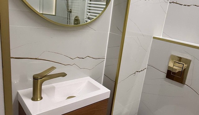 Luxury 3BR Apartment 2 Baths Near Lisbon & Sintra in Queluz