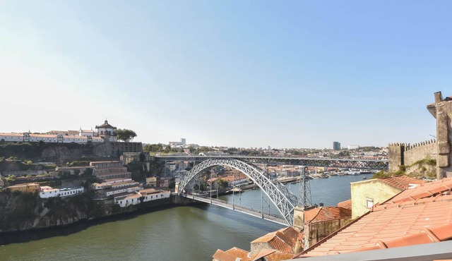 Miradouro 25 | Porto centre - luxury epic views