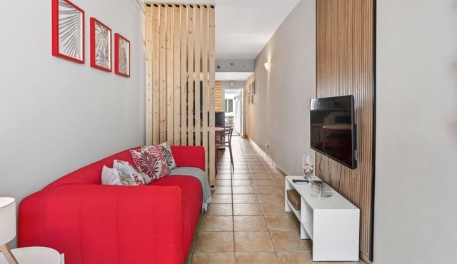 Modern 2Bdr House in Quarteira by LovelyStay