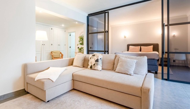 Modern Studio w/Balcony in Salgados by Lovelystay in Vale Rebelho