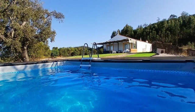 Monte Clérigo Country Rustic House in Barracao