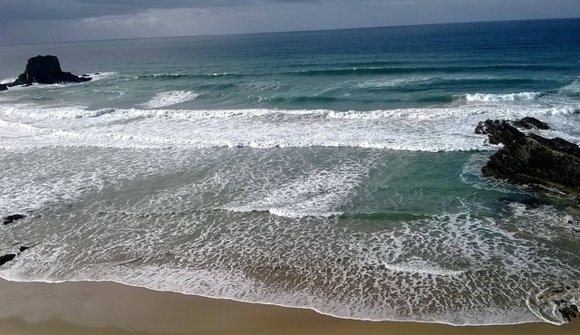 Nature House, 2 km from Zambujeira do Mar Beach in Odemira