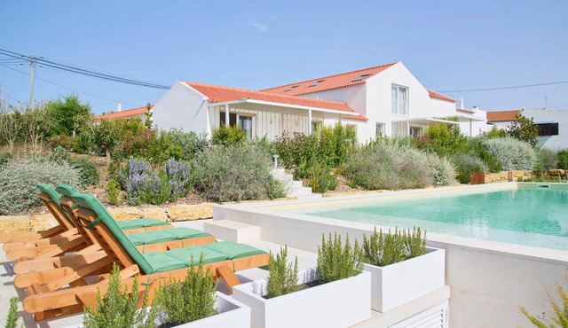NEW! A Quiet Retreat by the Atlantic Coast in Encarnação