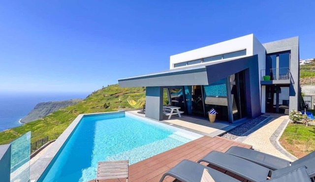 Oceanfront Villa with Private Pool & Sea Views