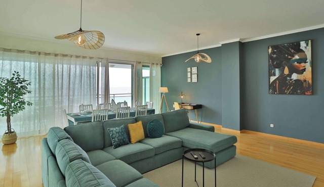 Oceanfront Apt w/Balcony & Stunning Machico Views