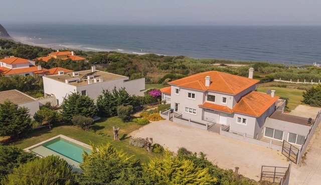 Oceanfront Villa at Praia Grande · Heated Pool in Colares