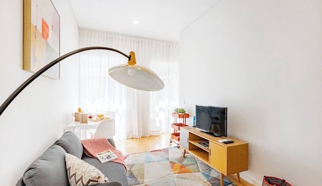 Oporto Urban Mood with AC | Bonfim Studio