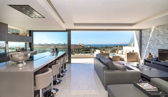 Palms nº 4 - Luxury Penthouse Apartment with Sea Views
