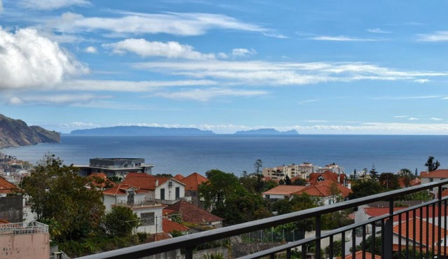 Perola, a Home in Madeira