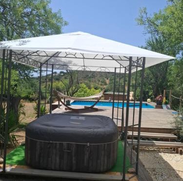 Poco Novo Lodges Loulé Algarve Glampingzelte Group