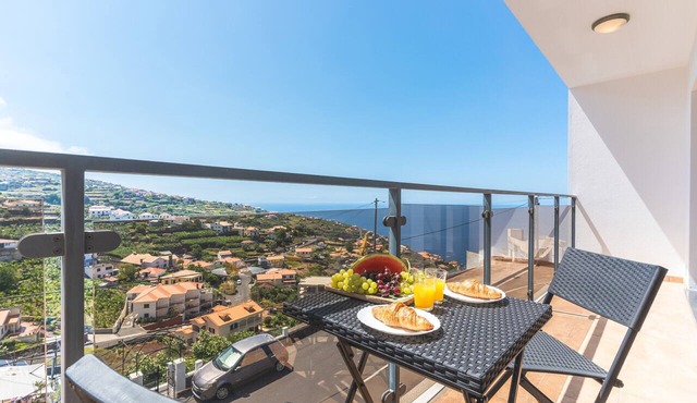Porlamar III by Atlantic Holiday in Calheta