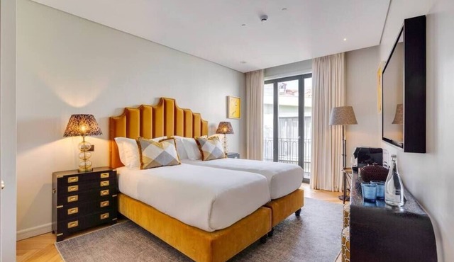 Portie Deluxe Suites #20 in Porto