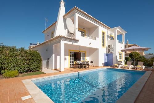 Porto de Mos 86 by Destination Algarve in Lagos