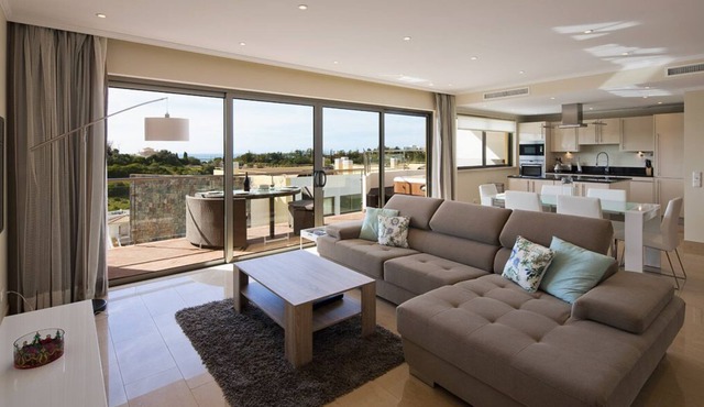 Premier nº 47 - Luxury modern, spacious apartment, with fantastic sea views
