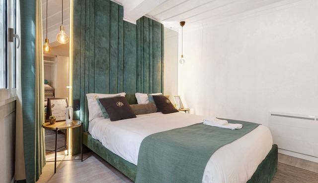 Prestigegoldresidence 1 – Historic Center Apartment with Wi-Fi and Air Conditioning in Guimarães