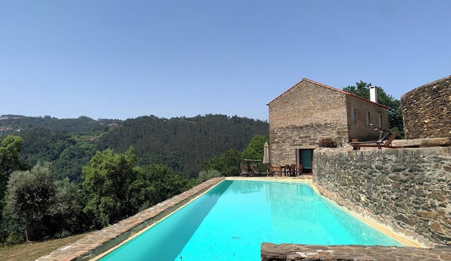 Private Natural Pool, Unique Natural Beauty in the Douro