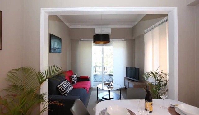 Private Terrace with Sun 15 minutes from Lisbon and the Airport