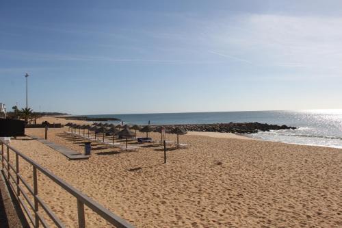 Quarteira Comfortable Apartment