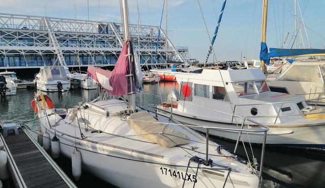 Racing Boat