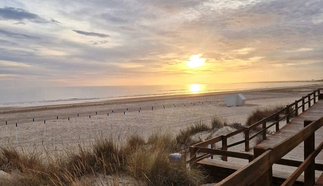 Relaxing quite Guest house 12mins walk to the beach and 15mins drive to Spain. in Vila Real de Santo António