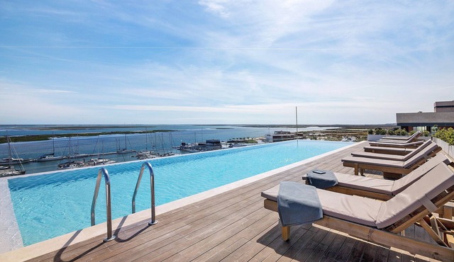 Ria Front Paradise – A Gem Facing the Ria