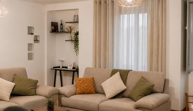 Ribeirinha Guesthouse