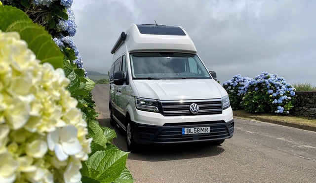 RV Amped Campers, automatic transmission VW Grand California in Lagoa