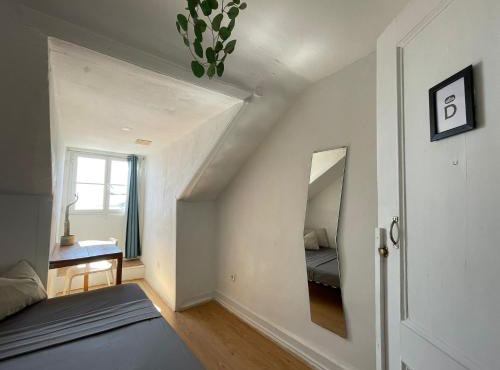 Santos Apartment in Central Lisbon with River View