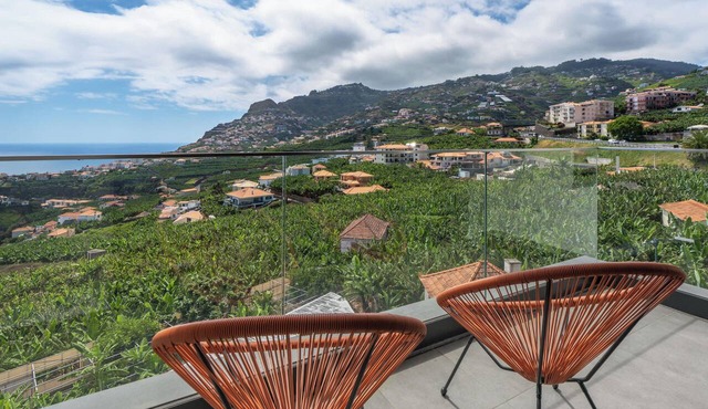 Saraiva Hills II – Relaxation in Câmara de Lobos in Câmara de Lobos