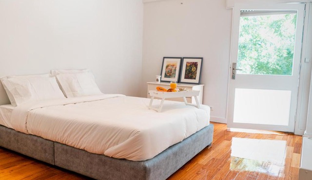 Seaside Elegance and Tranquility: Your Luxurious Porto Getaway