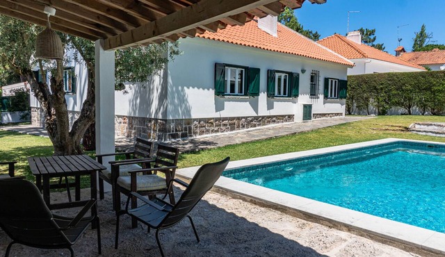 Sintra - Banzão House with Pool in Colares