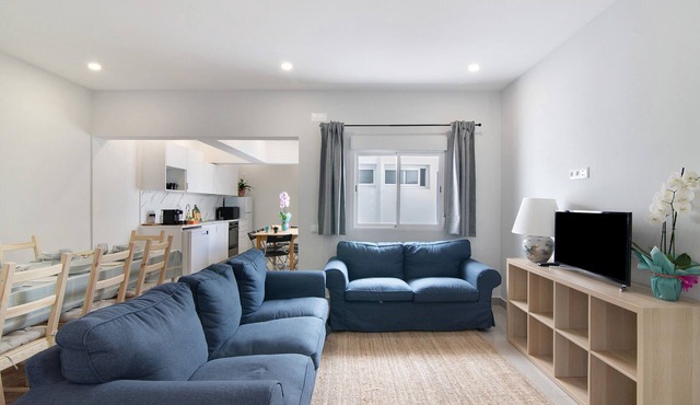 'Skipper House' Apartment with Mountain View, Wi-Fi and Air Conditioning