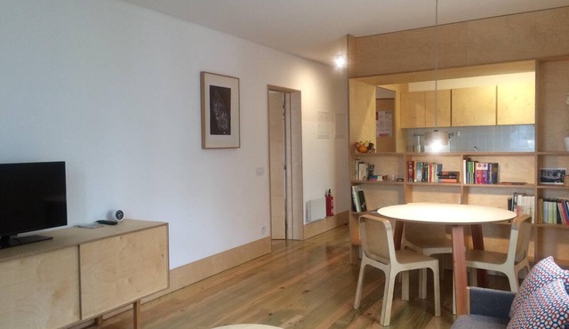 SOBRE RIBAS 2|12. 10E Spacious apartment with 1 bedroom and living room