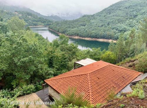 Sorte do Jugo - Lakeside cottage with private beach