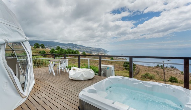 Soul Glamping – jacuzzi – secluded – reconnect – luxury in Prazeres
