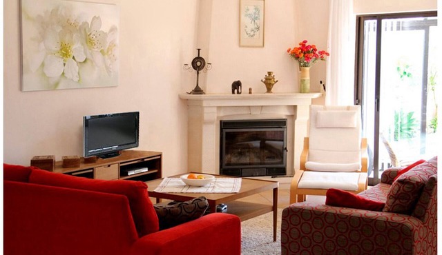 spacious, close to beach, great seaview, garden, fireplace