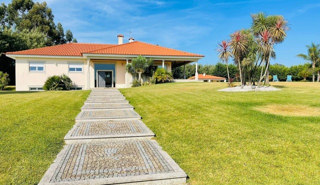 Stilvolle Villa in Viana do Castelo by Interhome