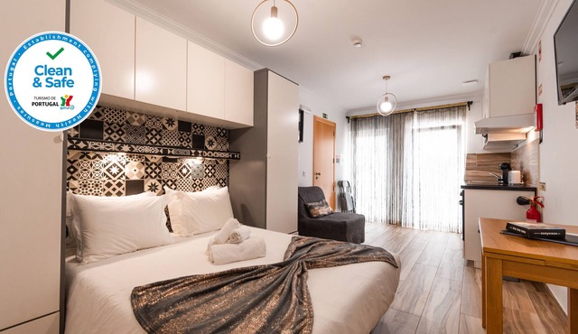 Studio 2 minutes walk from Peniche Gamboa Beach