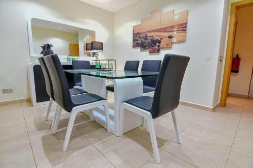 Stunning Villa with Pool in Albufeira