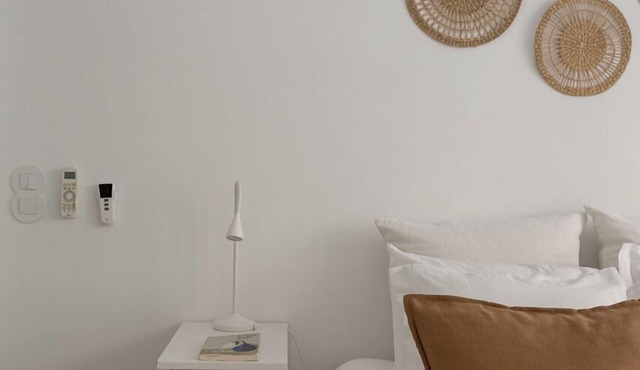 Stylish 2-Bed Apartment with Terrace in Alcântara