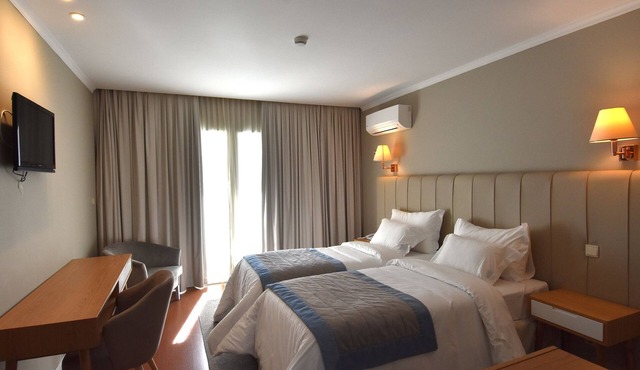 Suave Mar Hotel