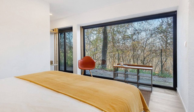Suite Camélia Room with Shared Pool and Private Garden in Fornelos