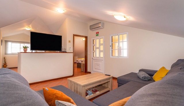 Sunset House in Arco da Calheta