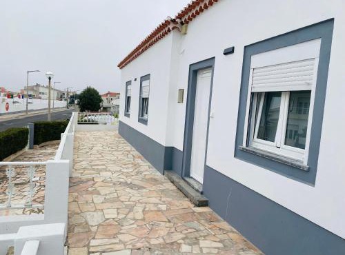 SwordFish Charming Retreat in Peniche