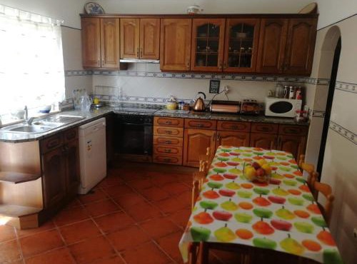 The Lemon Tree House in Sesimbra